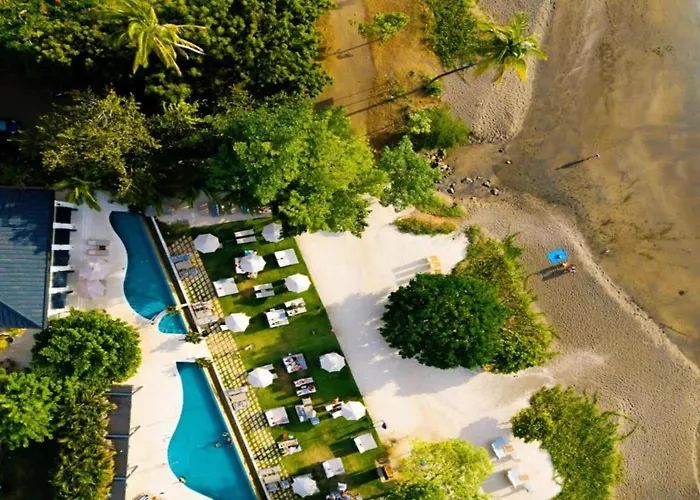 Appartement Coastal-inspired With A Pool-view Balcony & Club Access Coco